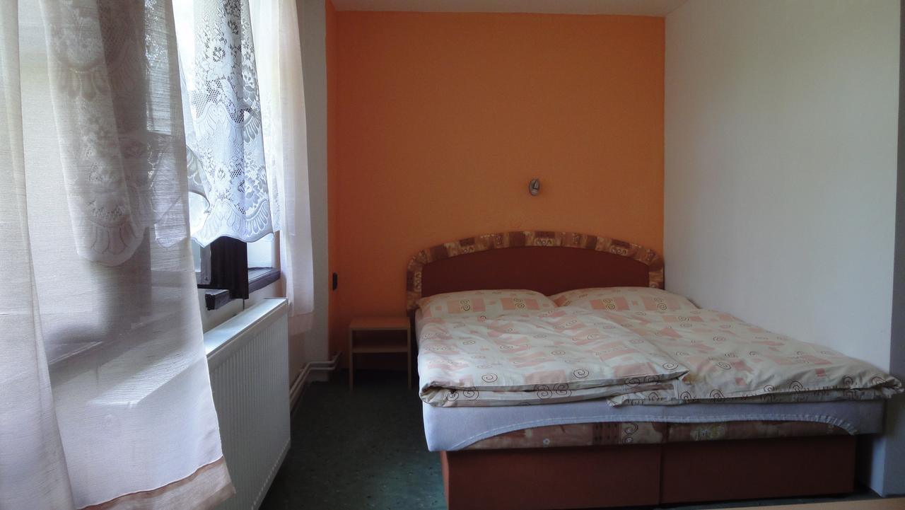 Hotel Hubert Hrensko Luaran gambar